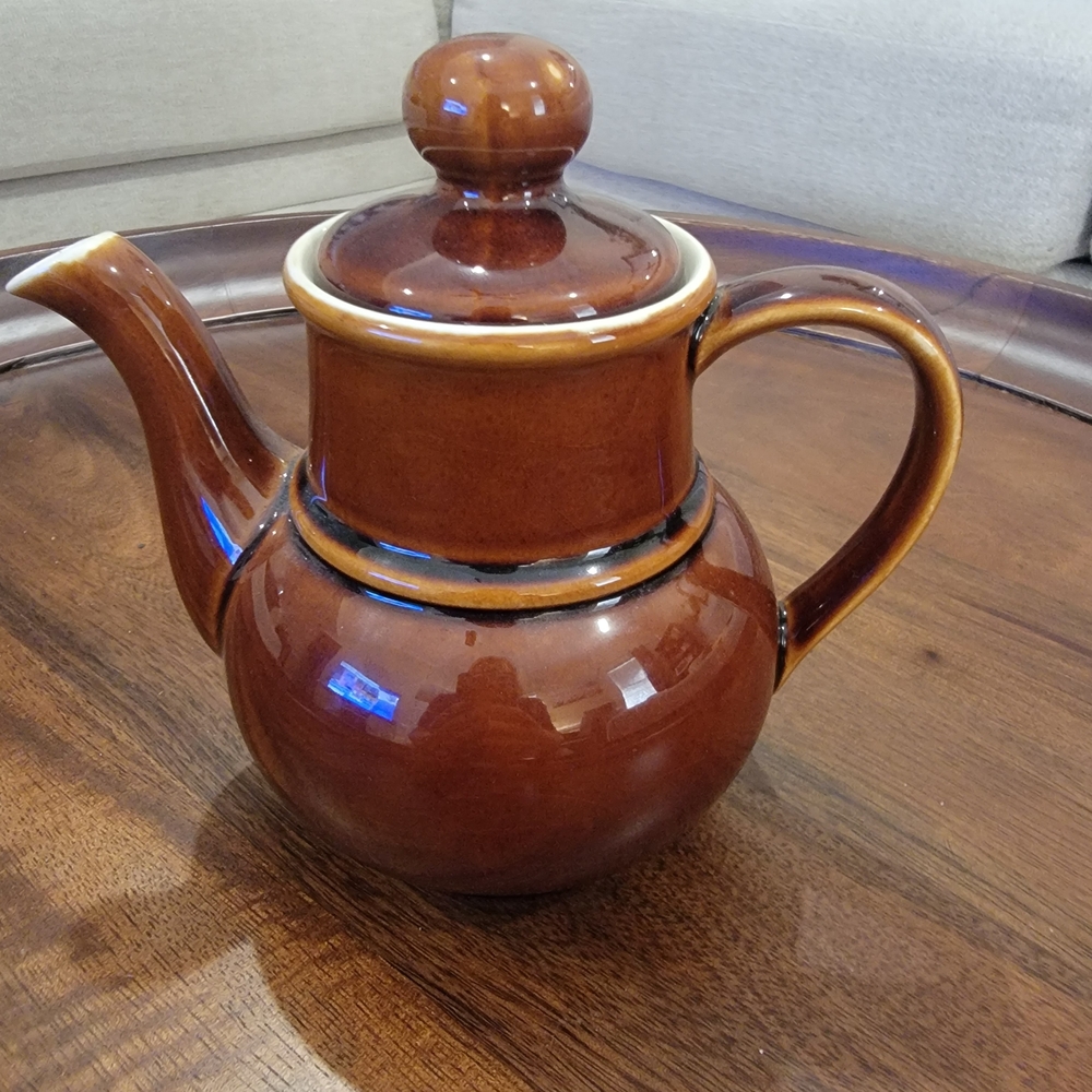Vintage Brown Stoneware Teapot with lid. Marking on bottom.